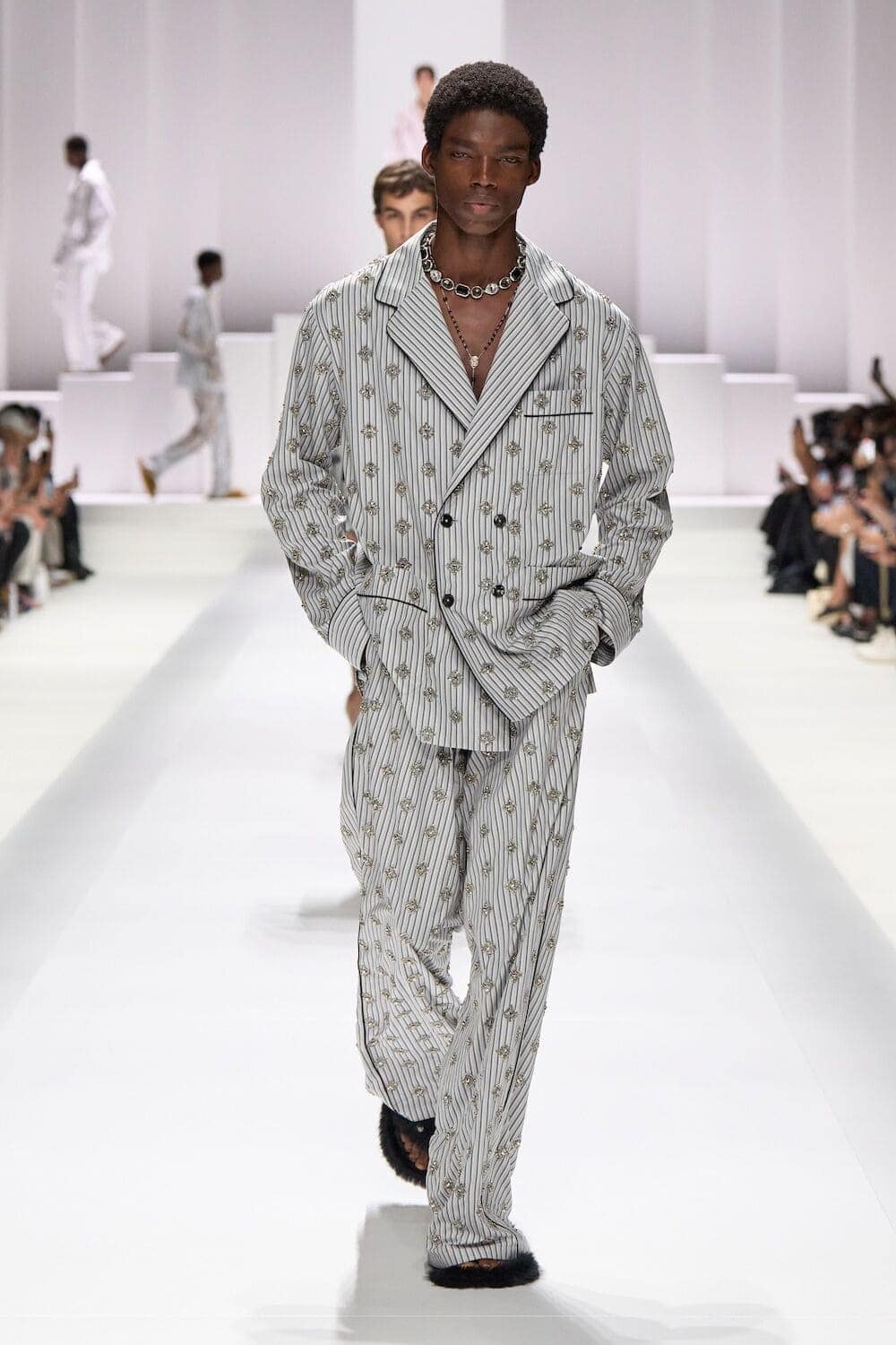 Dolce & Gabbana: Menswear SS26 - 10 Magazine